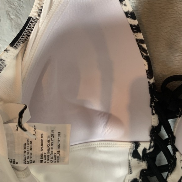 Bar III Women's Swimsuit M One Piece Lace Up Sides Animal Print Spot Garden NWT - Picture 7 of 8